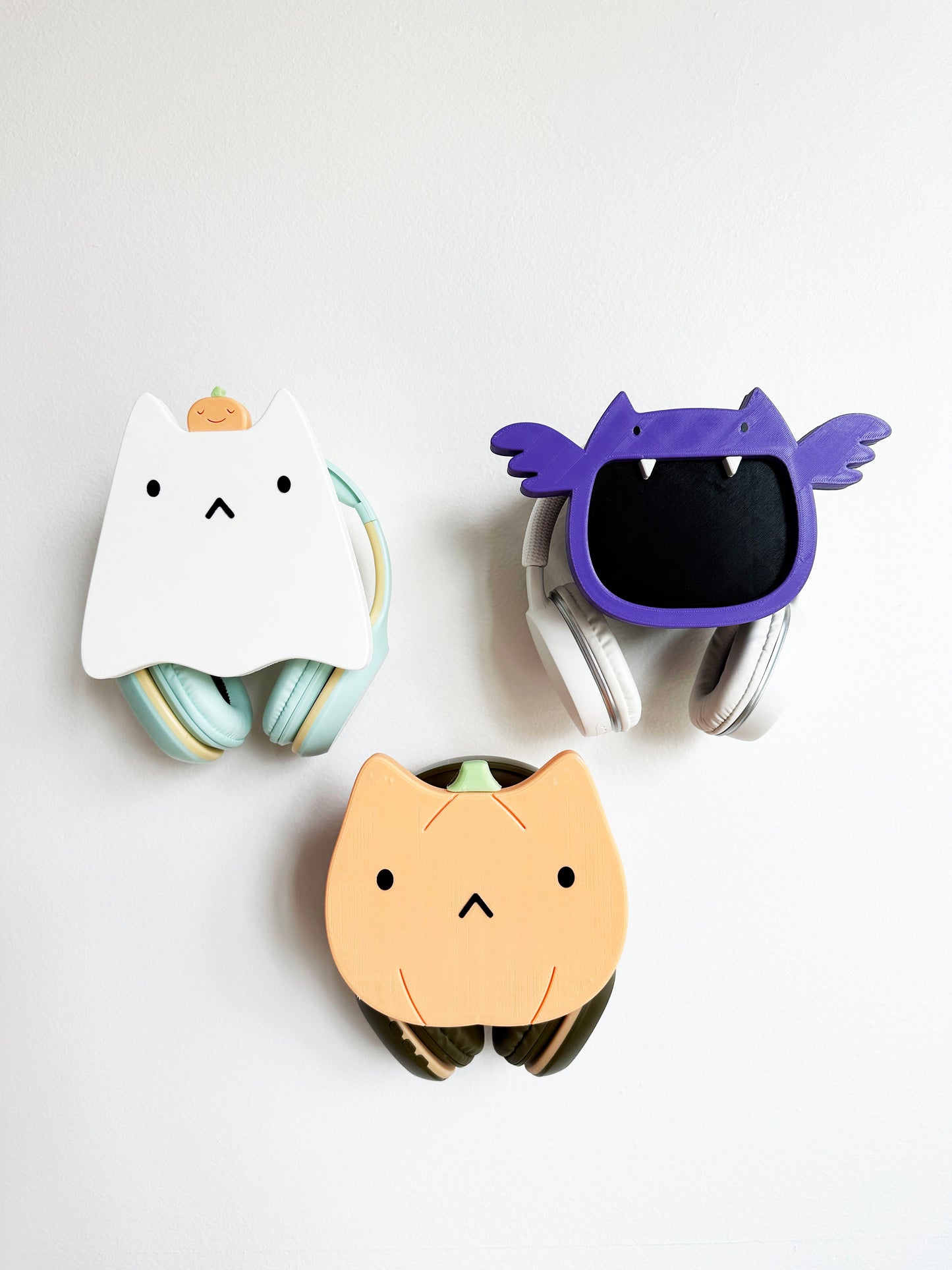 Ghost Cat Headphone Holder with Baby Pumpkin