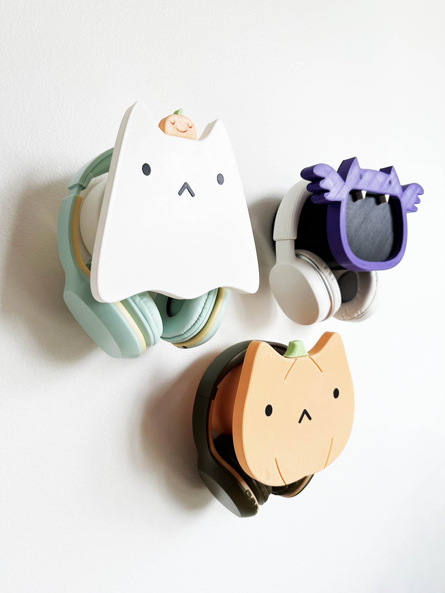 Ghost Cat Headphone Holder with Baby Pumpkin