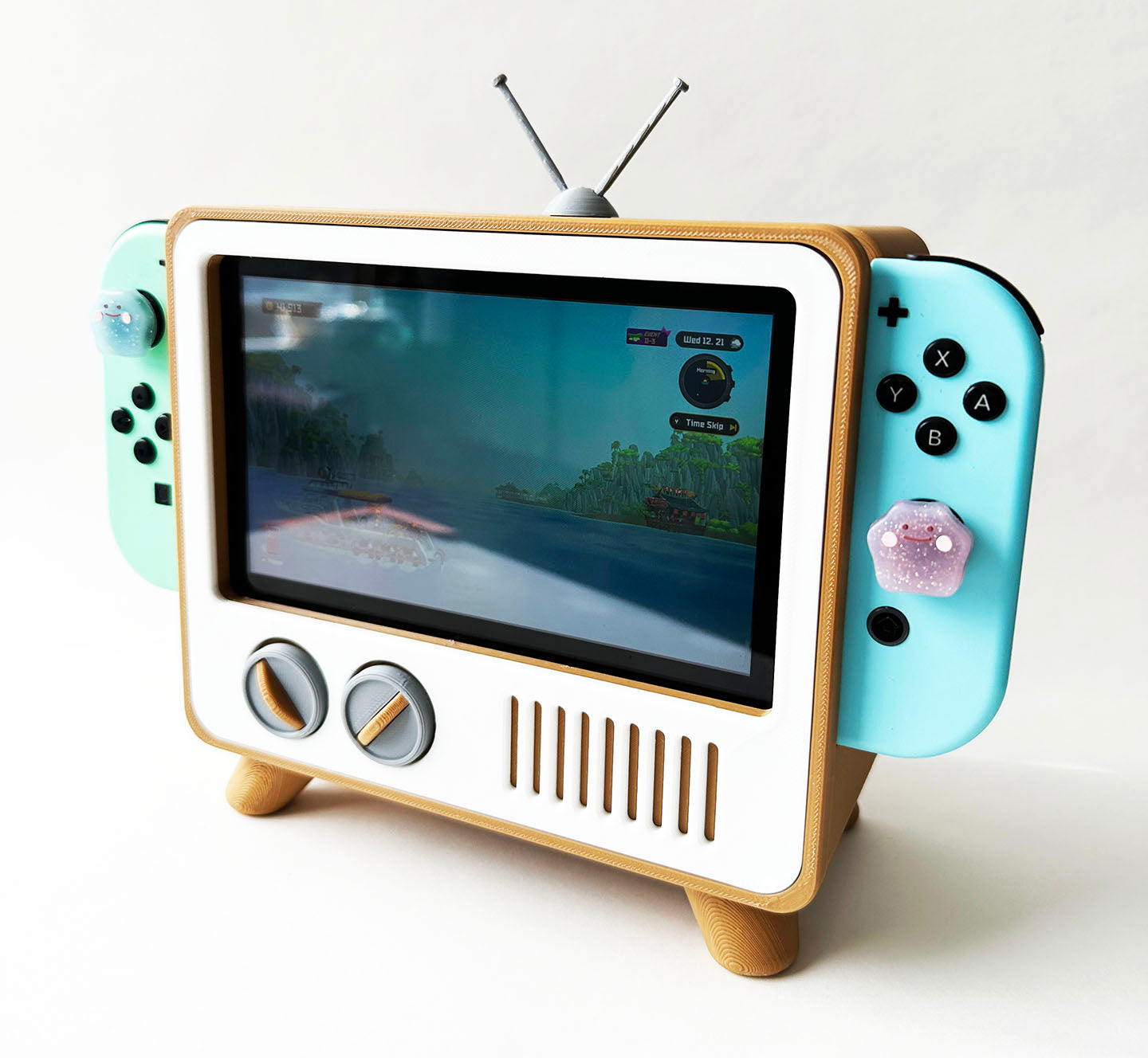 Otto the Retro TV Nintendo Switch Stand – Jace and Judy